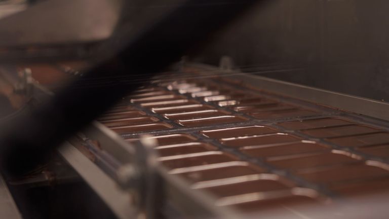 Производство шоколада в Playin Choc